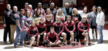 S-E wrestlers honor seniors; defeat Oxford-Greene